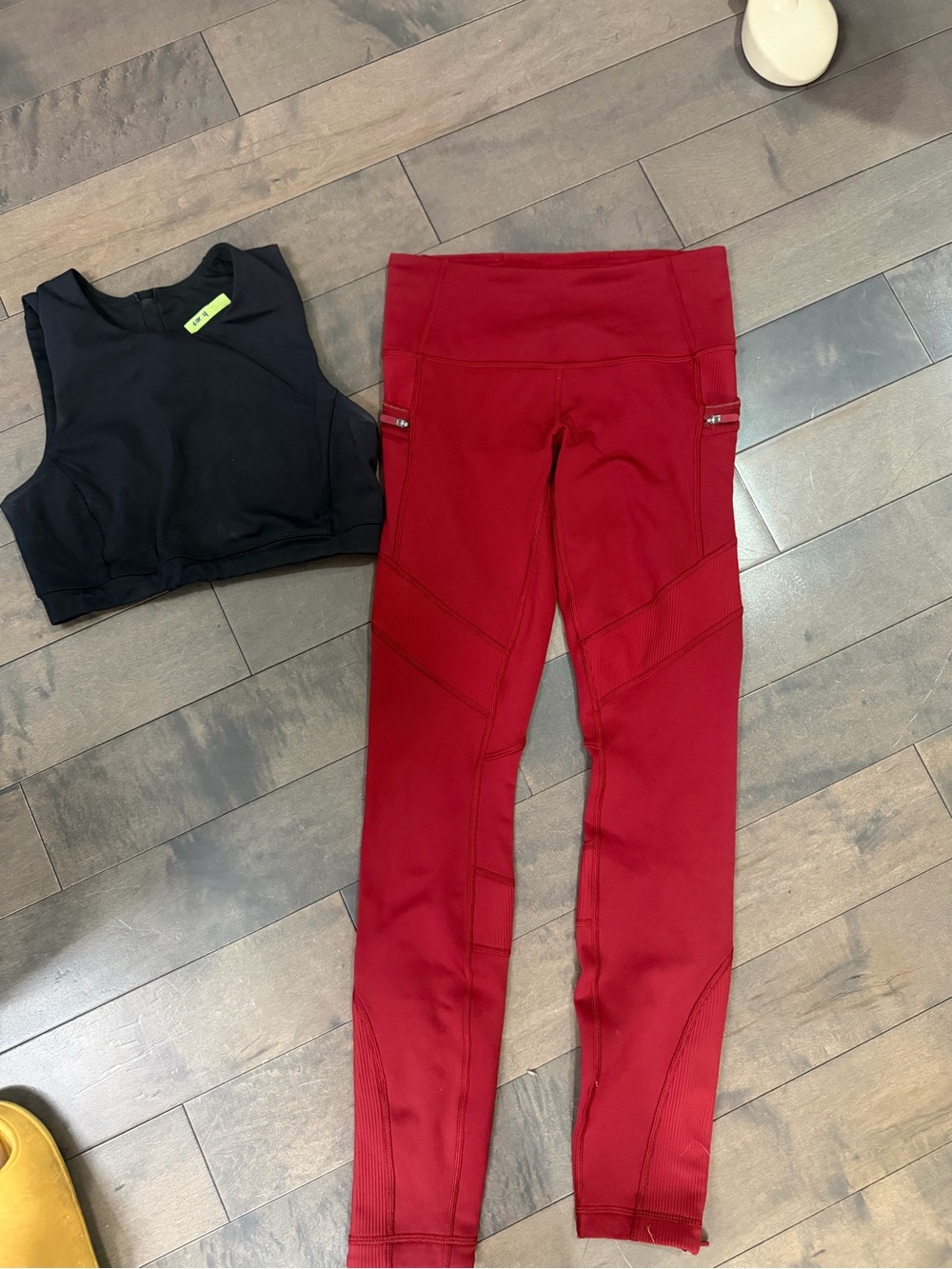 Lululemon Black Bra & Red Tight Stuff Fleece Running Leggings Set Size 4